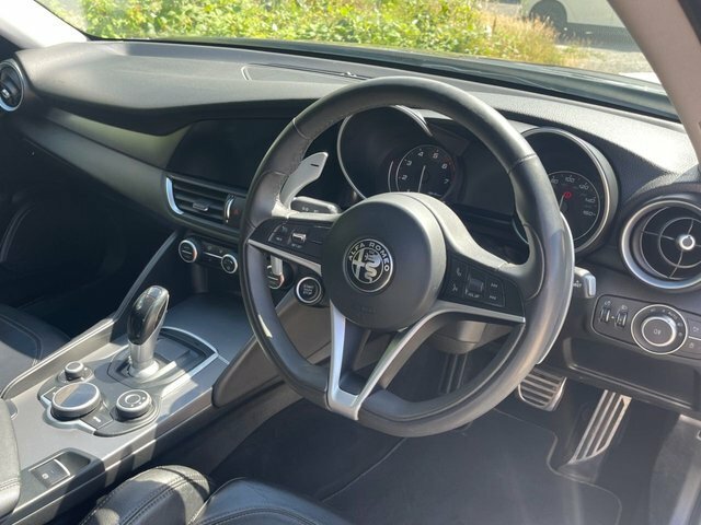 Alfa Romeo Giulia 2.0T Veloce Saloon Euro 6 S S 2 Grey #4