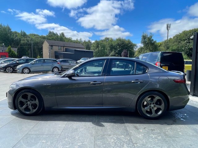 Alfa Romeo Giulia 2.0T Veloce Saloon Euro 6 S S 2 Grey #2