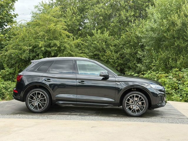 Audi Q5 2.0 Tdi 40 S Line Suv S Tronic Quattro Black #2
