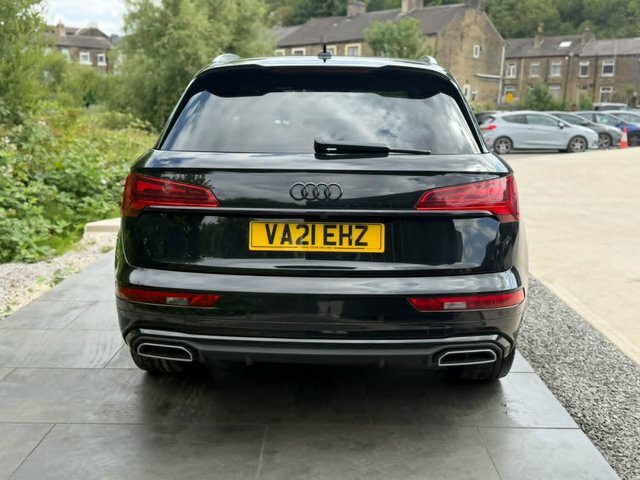 Audi Q5 2.0 Tdi 40 S Line Suv S Tronic Quattro Black #6