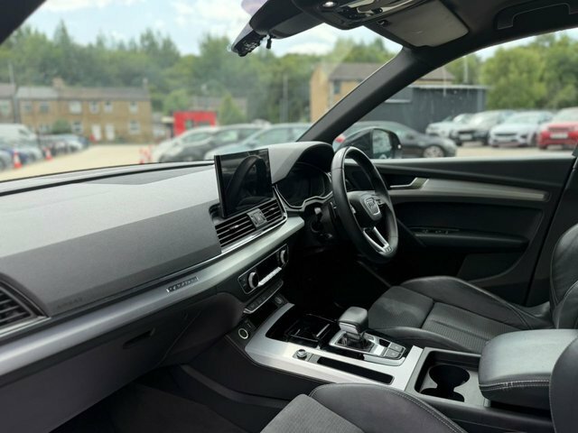 Audi Q5 2.0 Tdi 40 S Line Suv S Tronic Quattro Black #4
