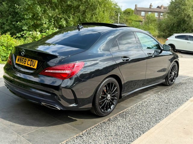 Mercedes-Benz CLA Class Saloon 2.1 Red #8