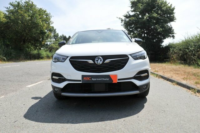 Vauxhall Grandland X 2018 1.2 Turbo Elite Nav Suv Euro White #2