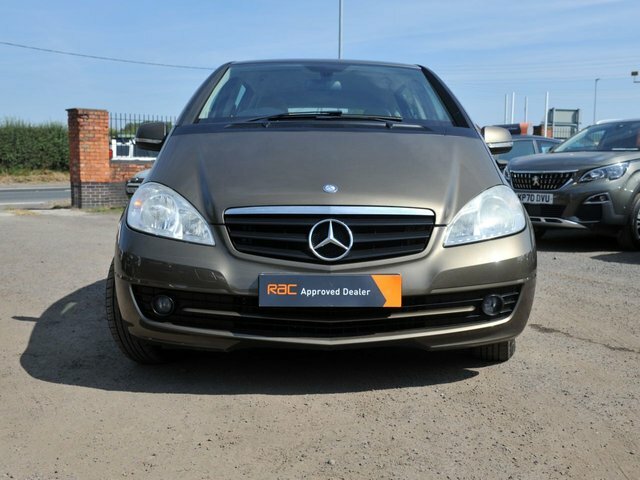 Mercedes-Benz A Class 2.0 A160 Cdi Blueefficiency Grey #2