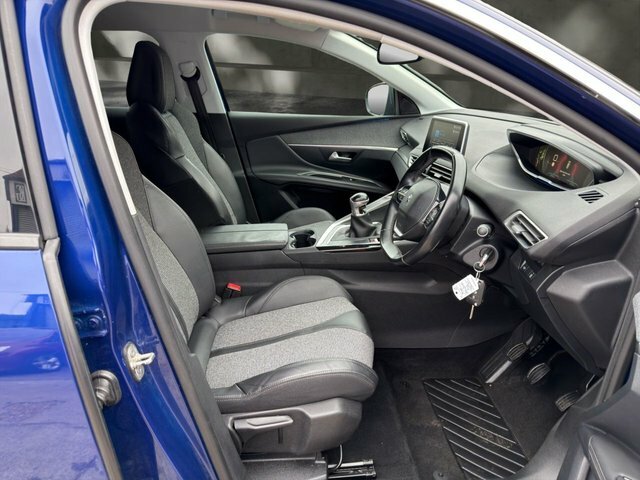 Peugeot 3008 1.6 Bluehdi Allure Suv Euro 6 S SY67JUT Blue #2