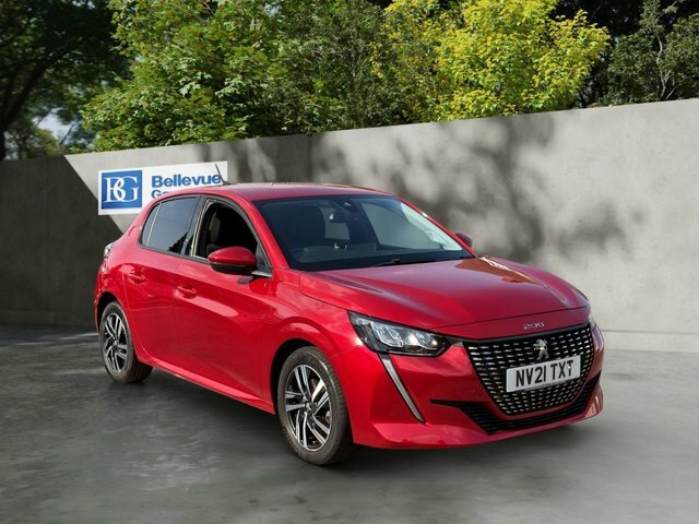 Peugeot 208 1.2 Puretech Allure Hatchback Eu Red