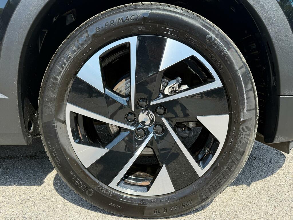 Vauxhall Grandland 1.2 Ultimate Suv Hybrid E-dct Euro 6 S BW74ZDJ Black #5