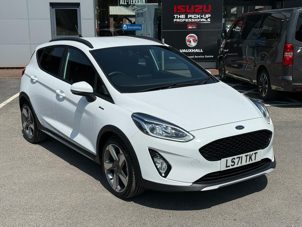 Ford Fiesta 1.0T Ecoboost Active Edition Hatchback White #4