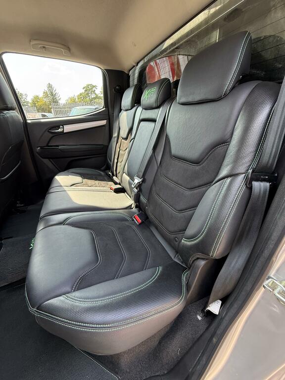 Isuzu D-Max Td Blade Grey #25