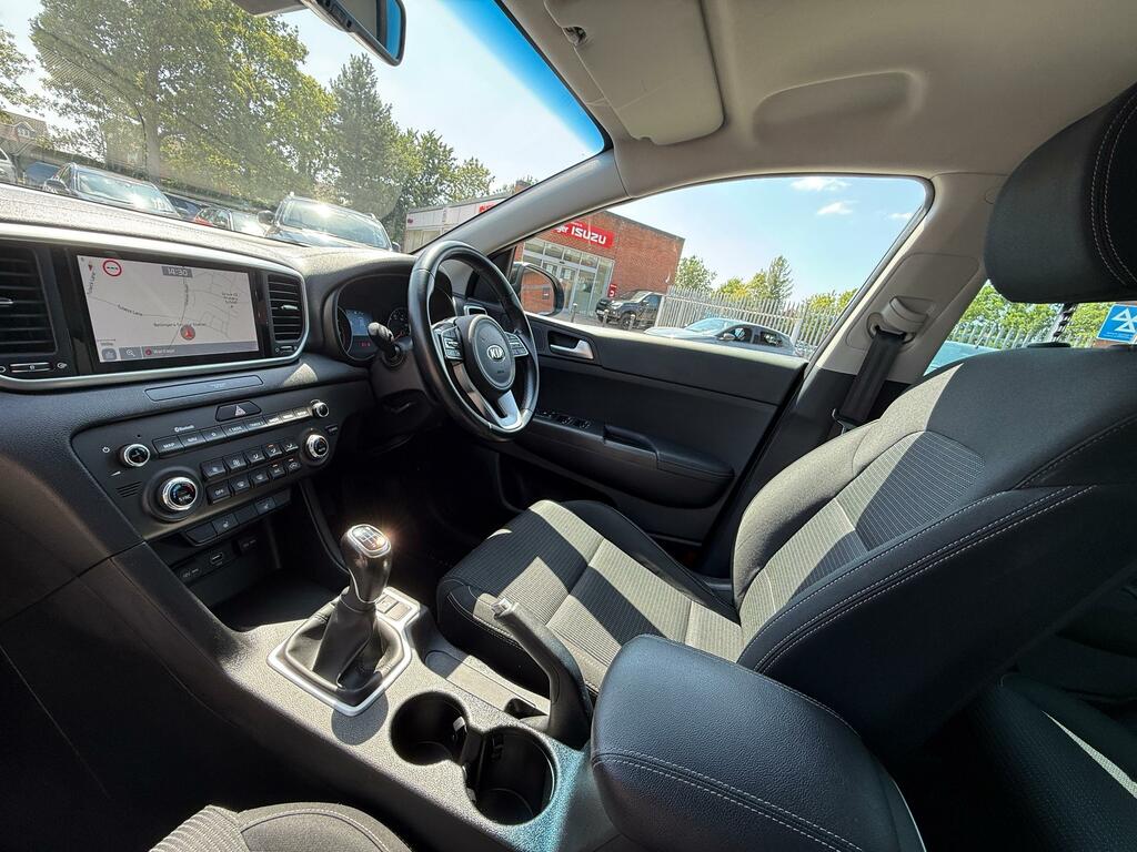 Kia Sportage 1.6 Gdi 2 Gpf Suv Euro 6 Ss KS70FBU Black #2