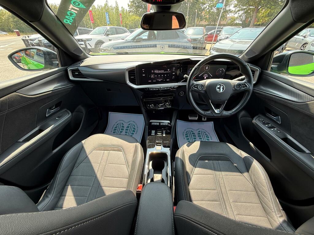 Vauxhall Mokka-e Suv Red #19