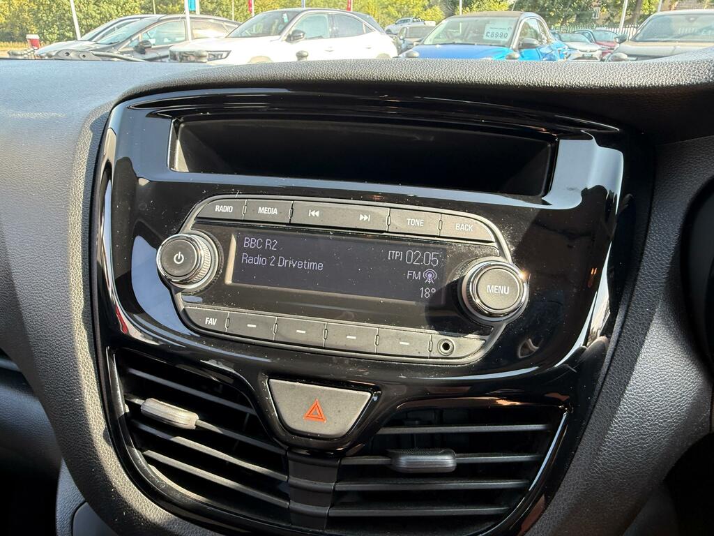Vauxhall Viva 2015 65 Sl White #20