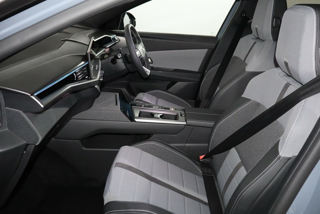 Vauxhall Grandland Ultimate Grey #11
