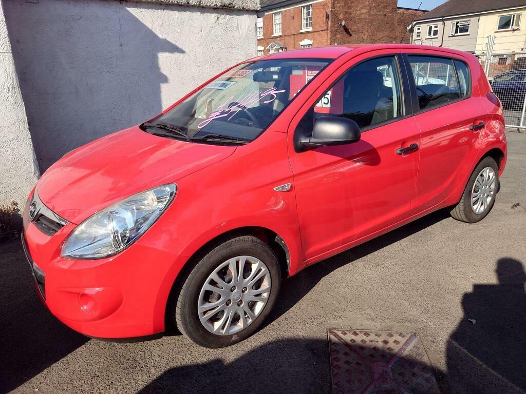 Hyundai I20 2010 Hyundai I20nbsp1.4 Comfort Euro 4 Silver #3