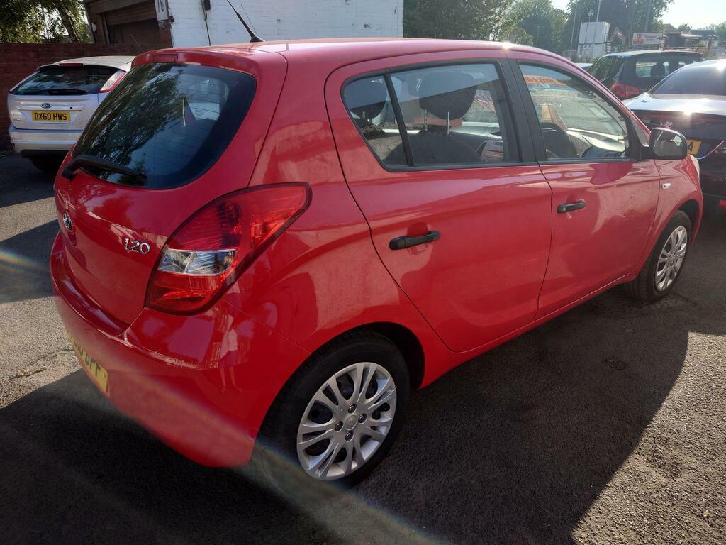Hyundai I20 2010 Hyundai I20nbsp1.4 Comfort Euro 4 Silver #4