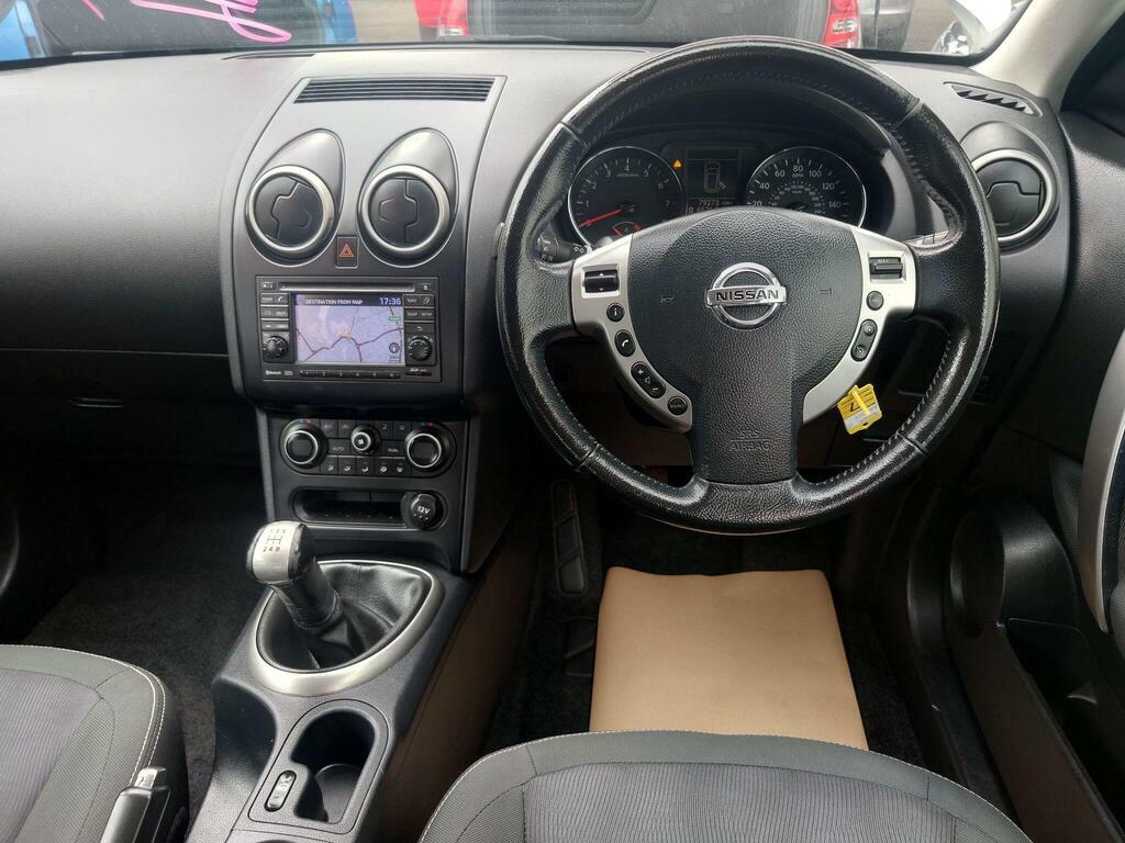 Nissan Qashqai 1.6 Acenta 2Wd Euro 5 S S BN62SFX White #5