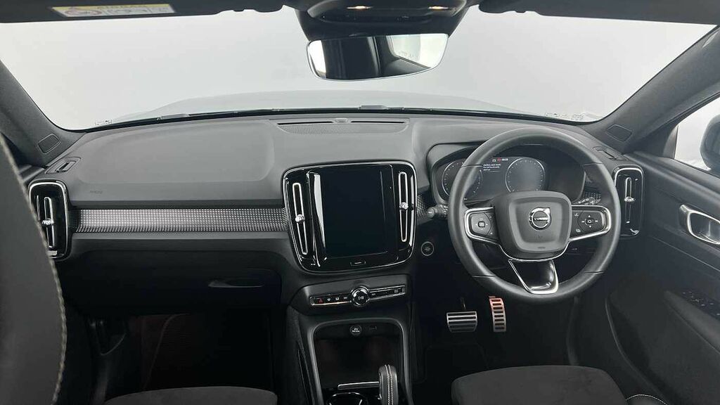 Volvo XC40 R-design, T3 Climate Pack, Heated Seats YL22OTB Grey #5