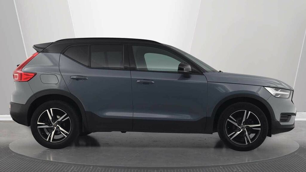 Volvo XC40 R-design, T3 Climate Pack, Heated Seats YL22OTB Grey #3