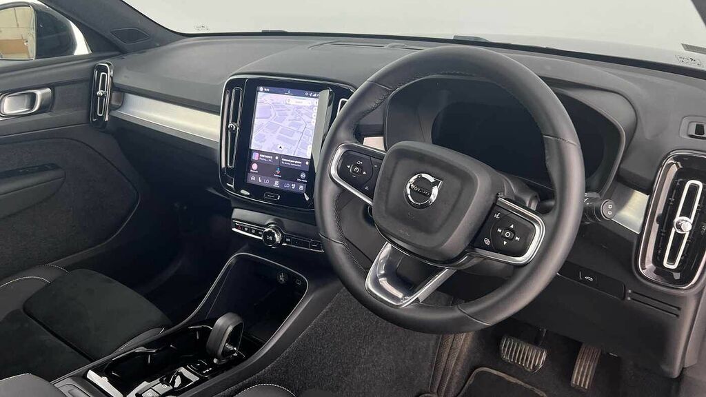 Volvo XC40 Plus, B3 Mild Hybrid, Dark Rear Camera, H RF25ODS Blue #4