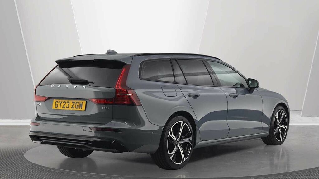 Volvo V60 Plus, B3 Mild Hybrid, Dark Blond Leather, Grey #2