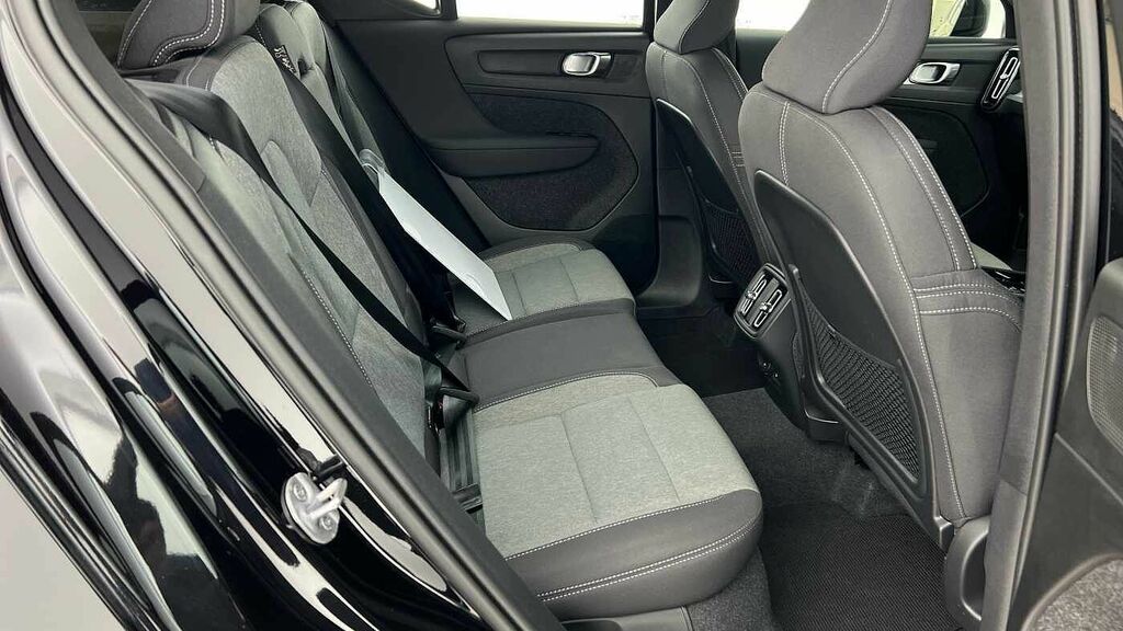 Volvo XC40 Plus, B3 Mild Hybrid, Dark 360 Camera, He KK23UAV Black #6