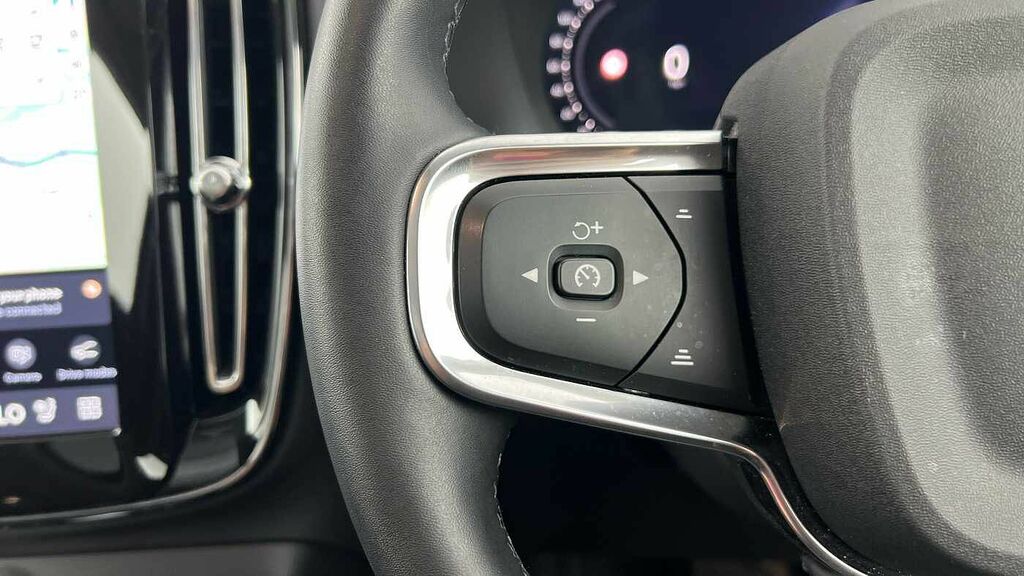 Volvo XC40 B4 P Ultra Dark Sunroof, Pilot Assist, 21 Allo Blue #13