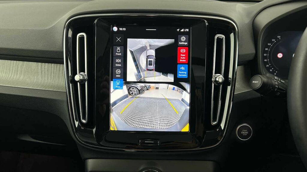 Volvo XC40 B4 P Ultra Dark Sunroof, Pilot Assist, 21 Allo Blue #11