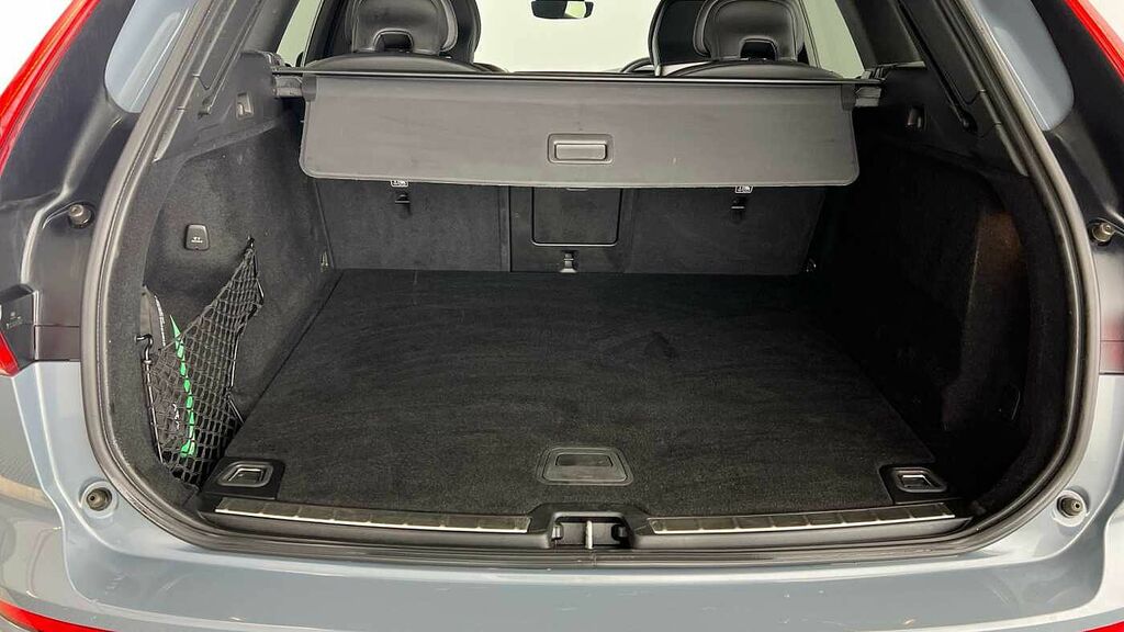 Volvo XC60 R-design, B4 Awd Mild Hybrid Grey #5