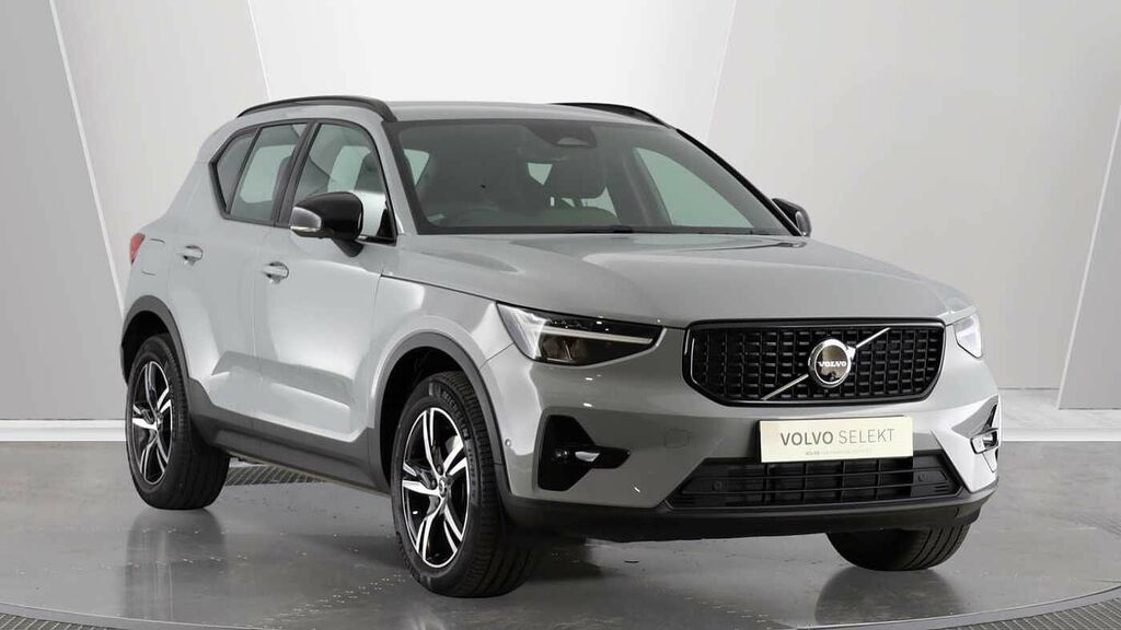Volvo XC40 Plus, B3 Mild Hybrid, Dark Grey