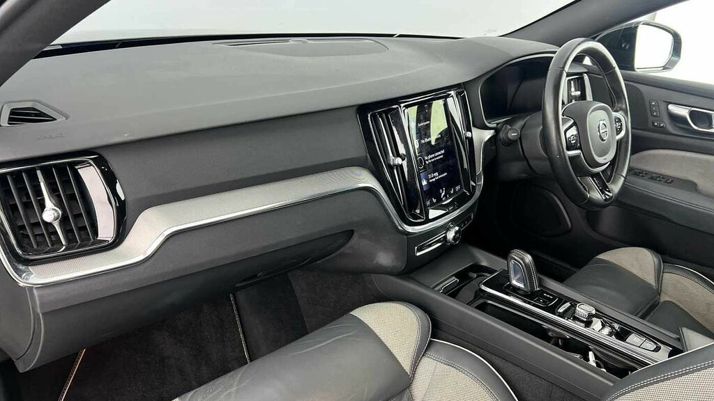 Volvo V60 R-design, B4 Mild Hybrid Black #6