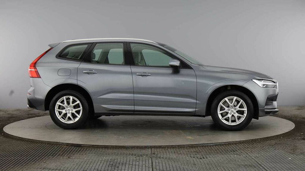 Volvo XC60 Momentum, B5 Mild Hybrid Blond Leather Grey #2