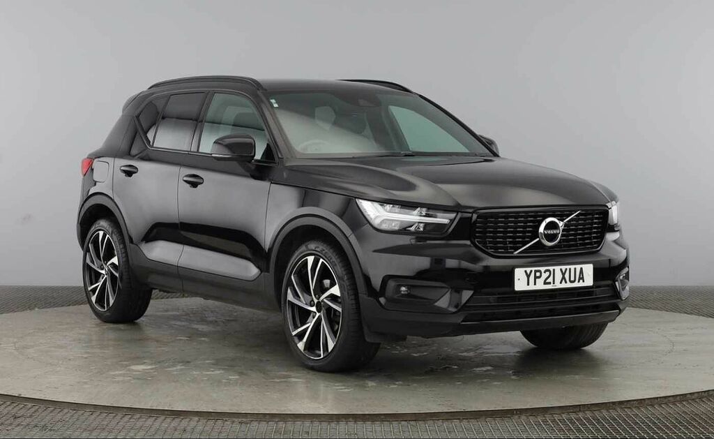 Volvo XC40 R-design Pro, T3 Apple Car Play Black