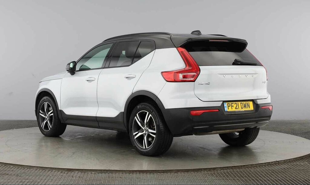Volvo XC40 R-design, T3 Red #3