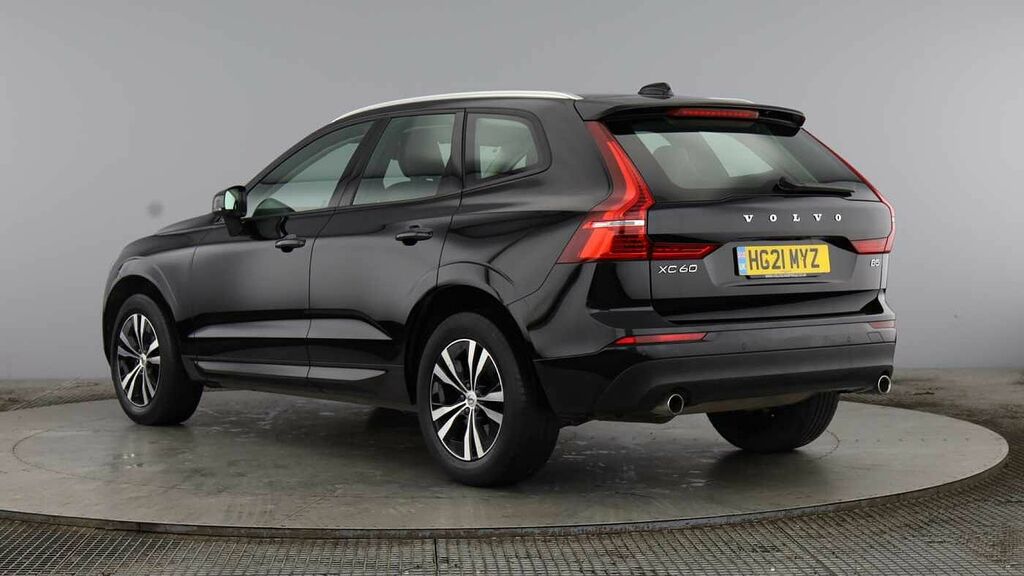 Volvo XC60 Momentum, B5 Mild Hybrid Black #3