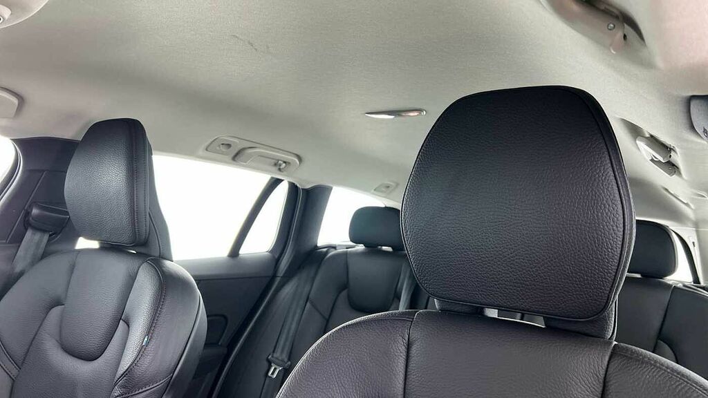 Volvo V60 B4 Plus, Dark Blond Leather Blue #11