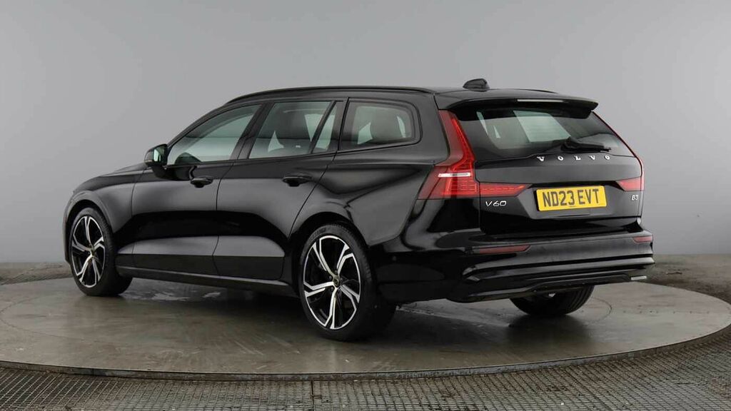 Volvo V60 Plus, B3 Mild Hybrid, Dark Black #3