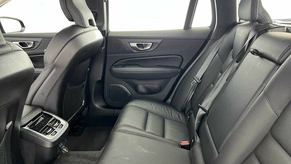 Volvo V60 B4 Plus, Dark Blond Leather Blue #7