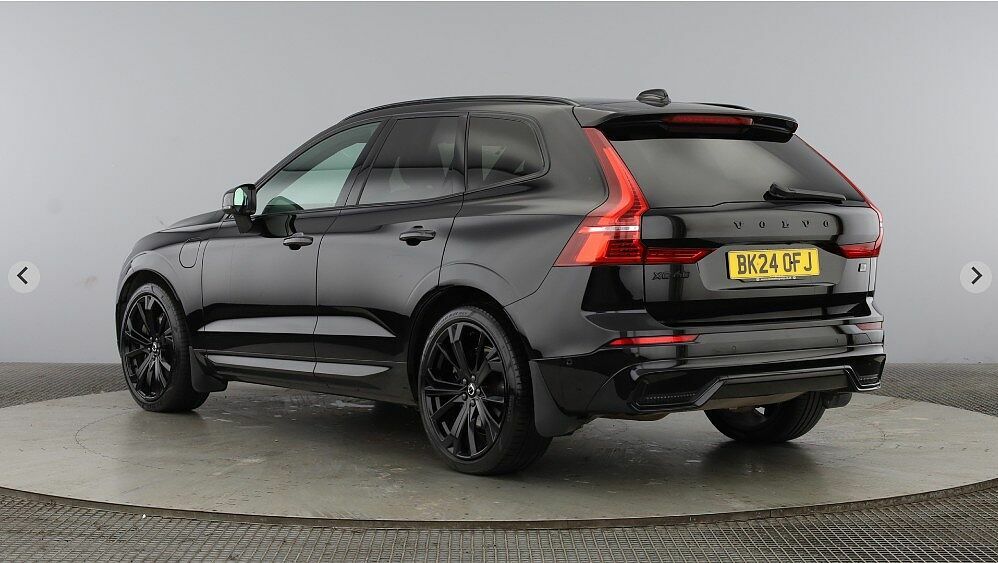Volvo XC60 Recharge Black Edition Ultimate, T8 Awd Plug-in Hy BK24OFJ Black #3