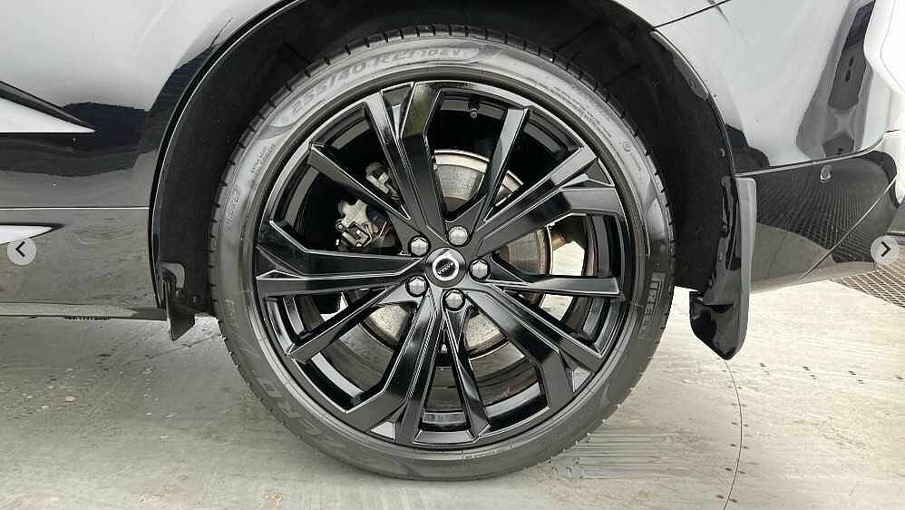 Volvo XC60 Recharge Black Edition Ultimate, T8 Awd Plug-in Hy BK24OFJ Black #4