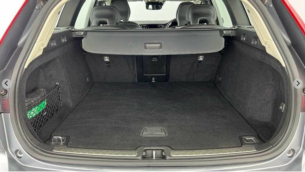 Volvo V60 Momentum, B3 Mild Hybrid Rear Camera, Heated Seat Grey #5