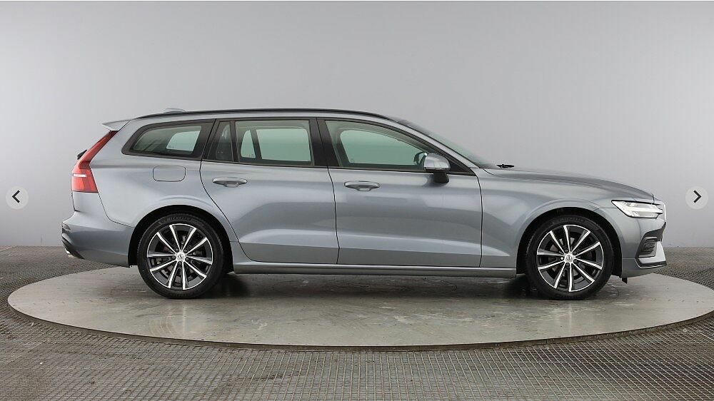 Volvo V60 Momentum, B3 Mild Hybrid Rear Camera, Heated Seat Grey #2