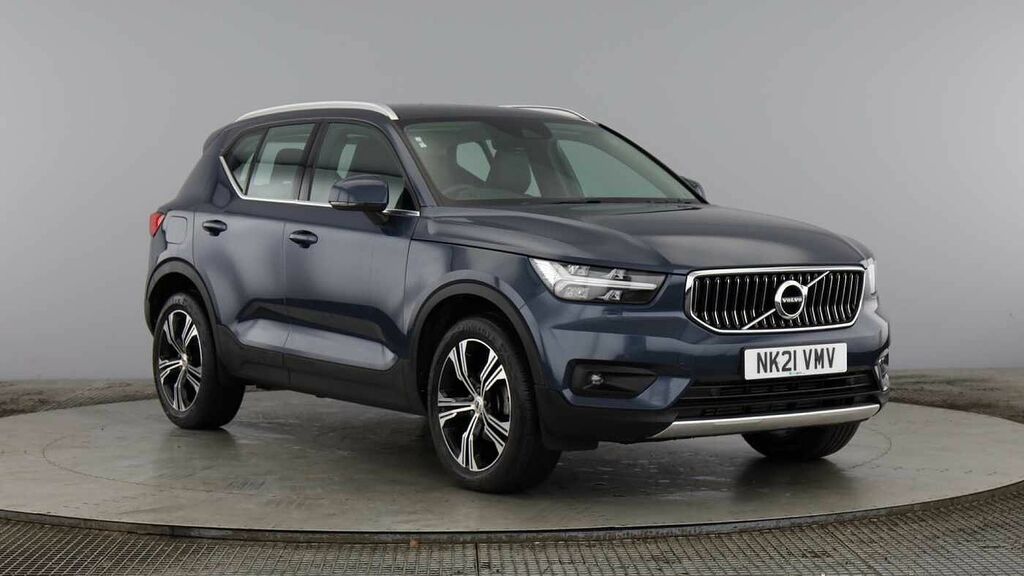Volvo XC40 Inscription Pro, T3 Leather Seats, Rear Blue
