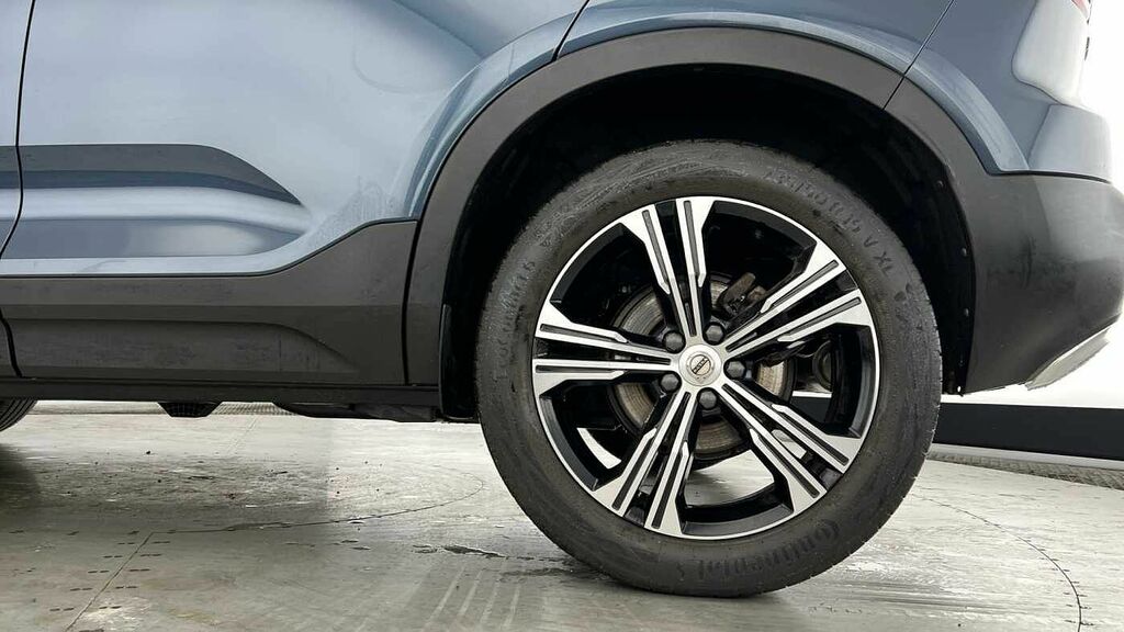 Volvo XC40 Inscription Pro, T3 Leather Seats, Rear Blue #4