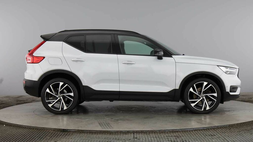 Volvo XC40 R-design Pro, B5 Awd Mild Hybrid Lounge Pack, Sun Silver #2