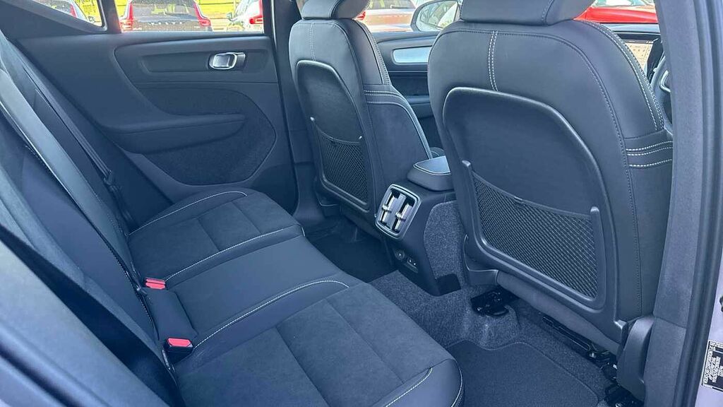 Volvo XC40 Plus, B3 Mild Hybrid, Dark Pilot Assist, KS26SSO Silver #6