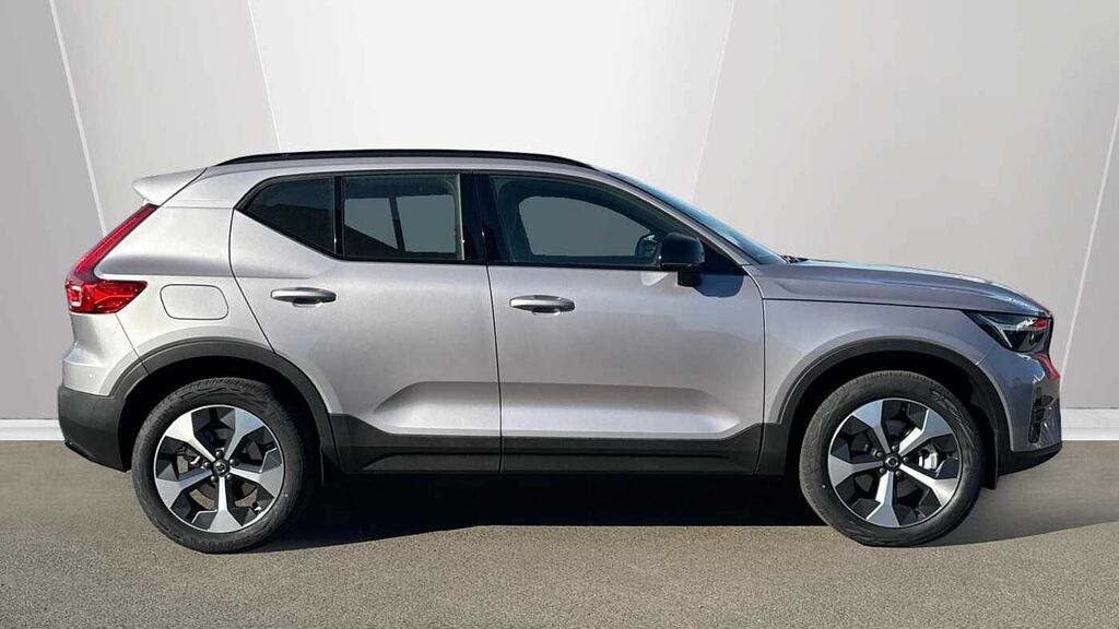 Volvo XC40 Plus, B3 Mild Hybrid, Dark Pilot Assist, KS26SSO Silver #3