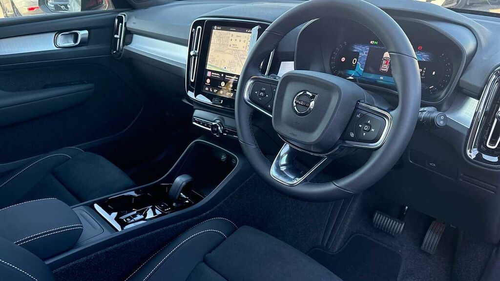 Volvo XC40 Plus, B3 Mild Hybrid, Dark Pilot Assist, KS26SSO Silver #4
