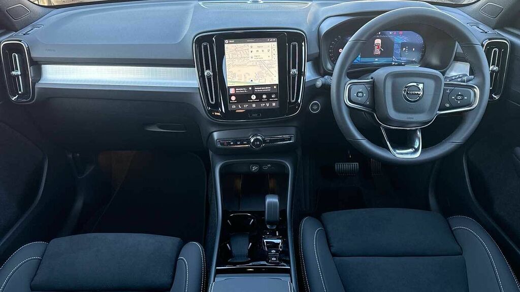 Volvo XC40 Plus, B3 Mild Hybrid, Dark Pilot Assist, KS26SSO Silver #5