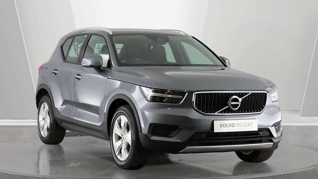 Volvo XC40 T3 Momentum Grey