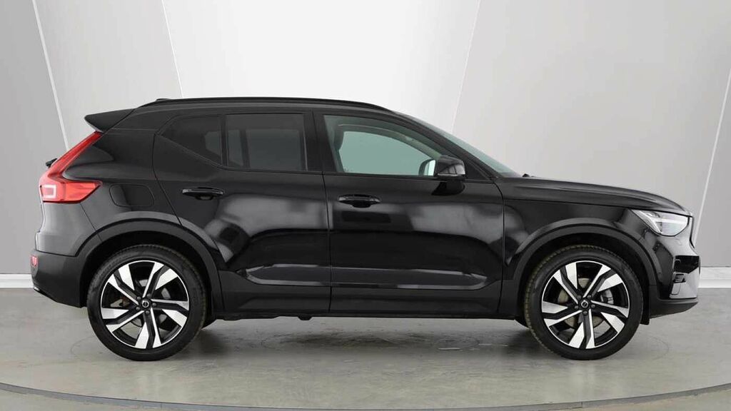 Volvo XC40 Ultra, B4 Mild Hybrid, Dark Panoramic Sun Black #2